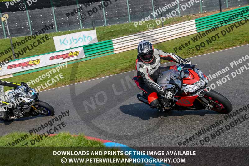 PJM Wedding Photography;enduro digital images;event digital images;eventdigitalimages;mallory park;mallory park photographs;mallory park trackday;mallory park trackday photographs;no limits trackdays;peter wileman photography;racing digital images;trackday digital images;trackday photos